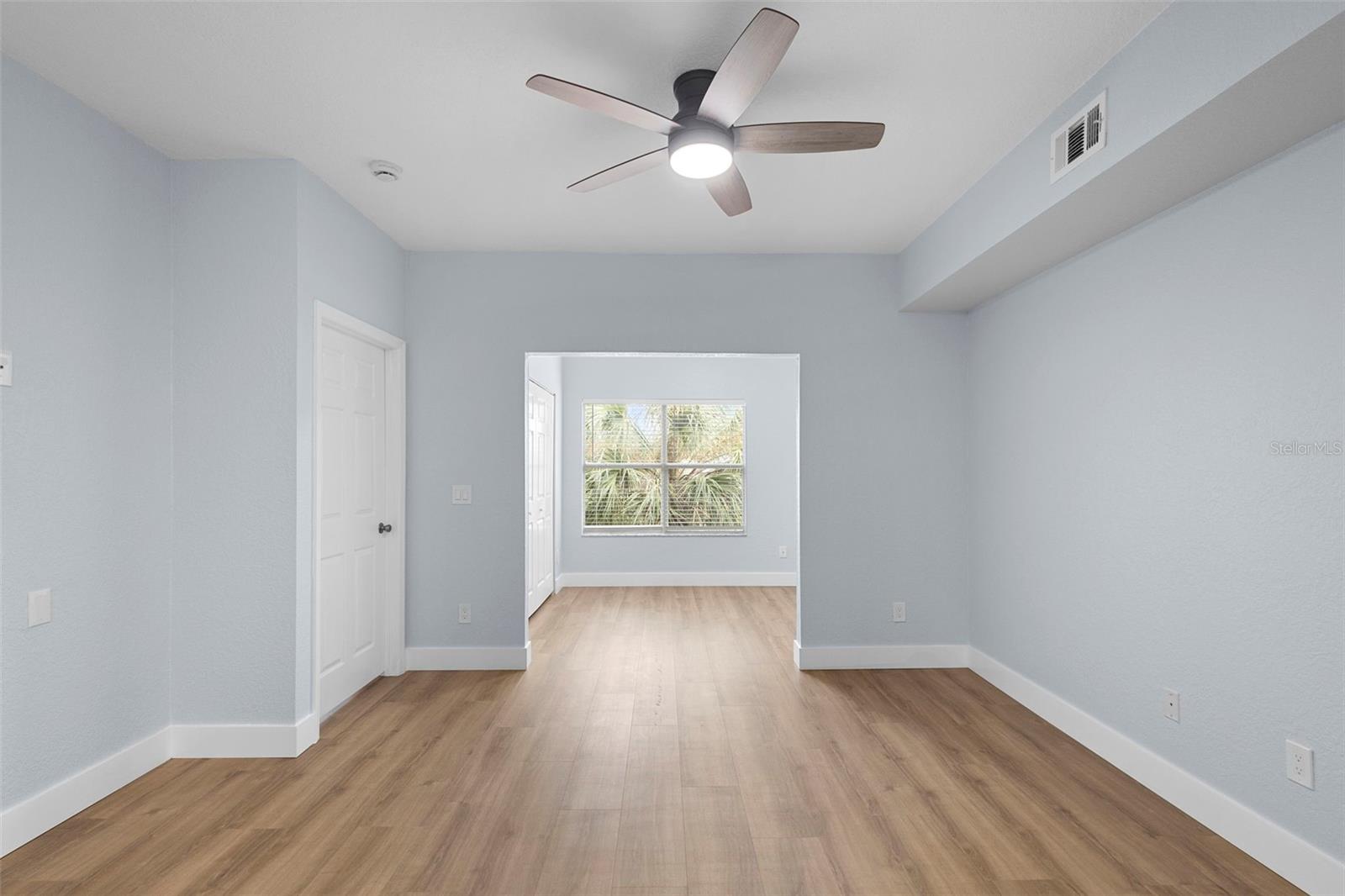 Image 24 of 46 For 822 Camargo Way 307