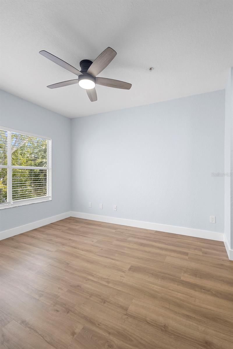 Image 33 of 46 For 822 Camargo Way 307