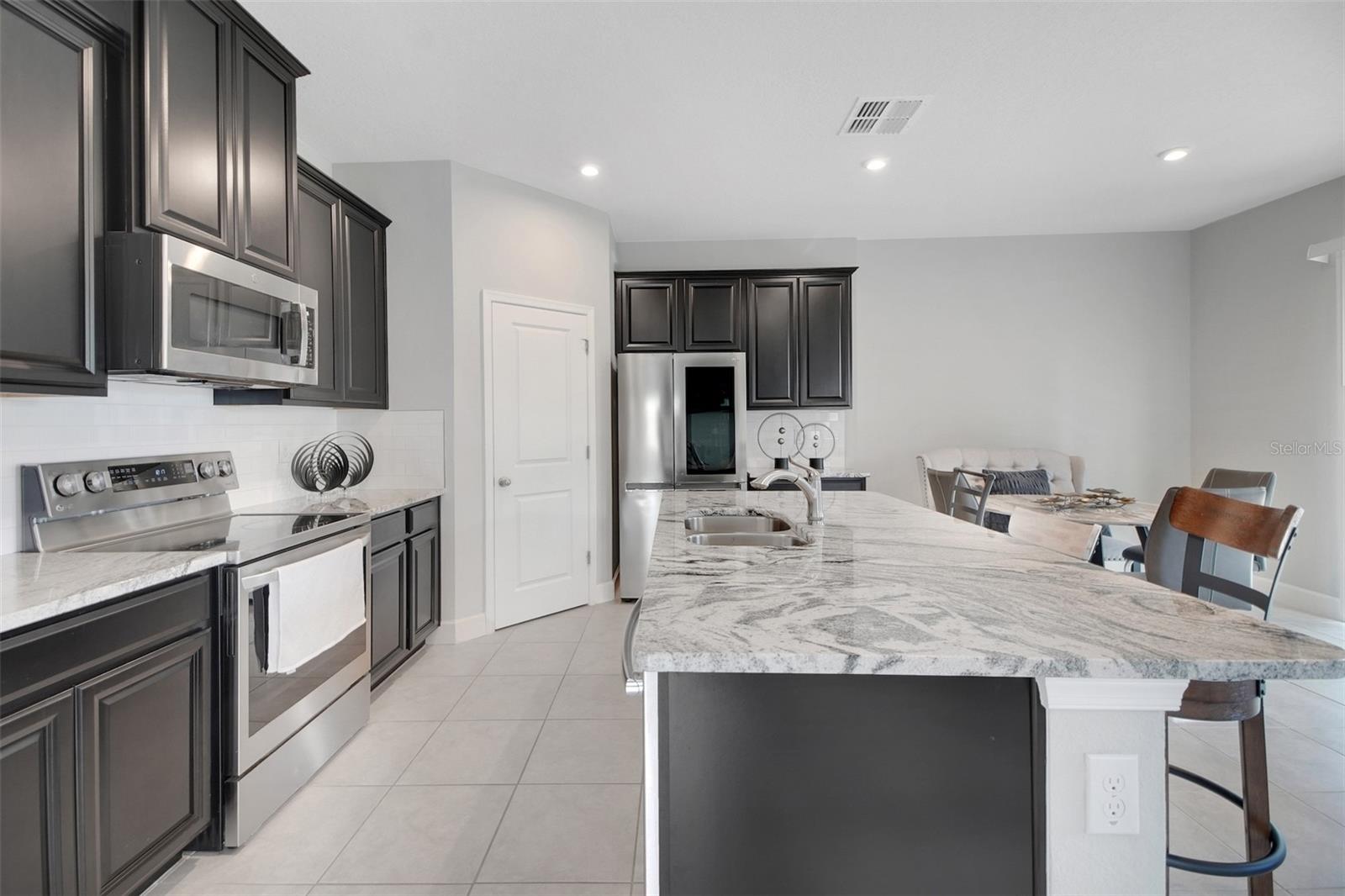 Image 20 of 38 For 1530 Scrub Jay Court