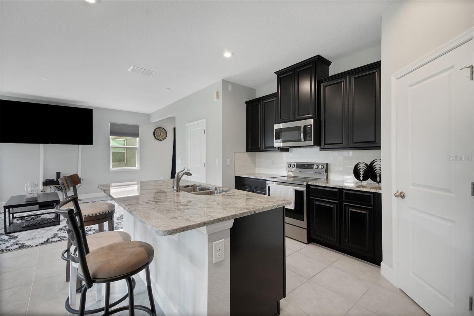 Image 24 of 38 For 1530 Scrub Jay Court