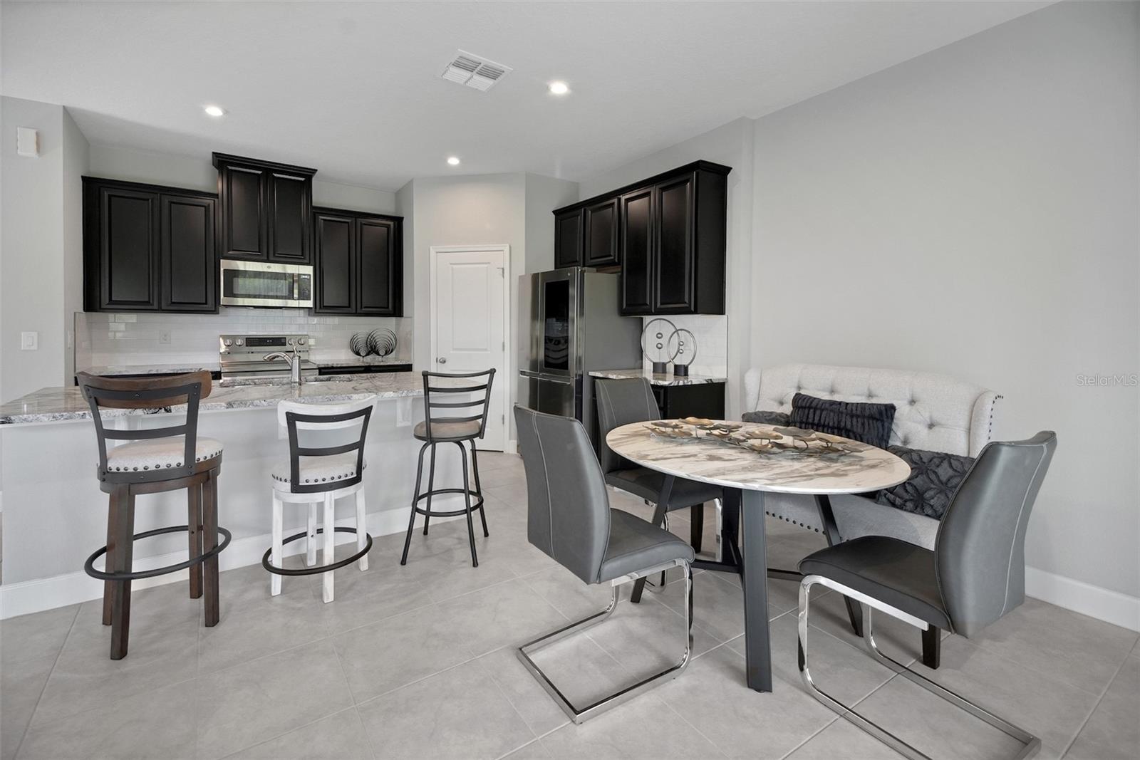 Image 25 of 38 For 1530 Scrub Jay Court