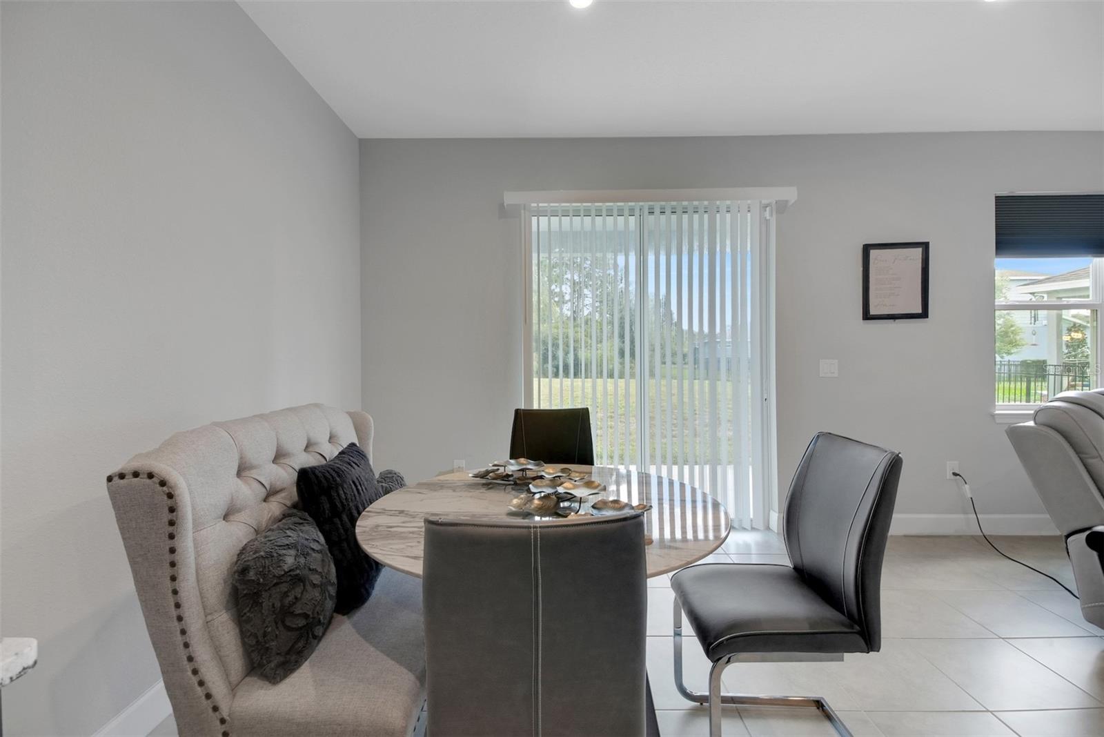 Image 27 of 38 For 1530 Scrub Jay Court