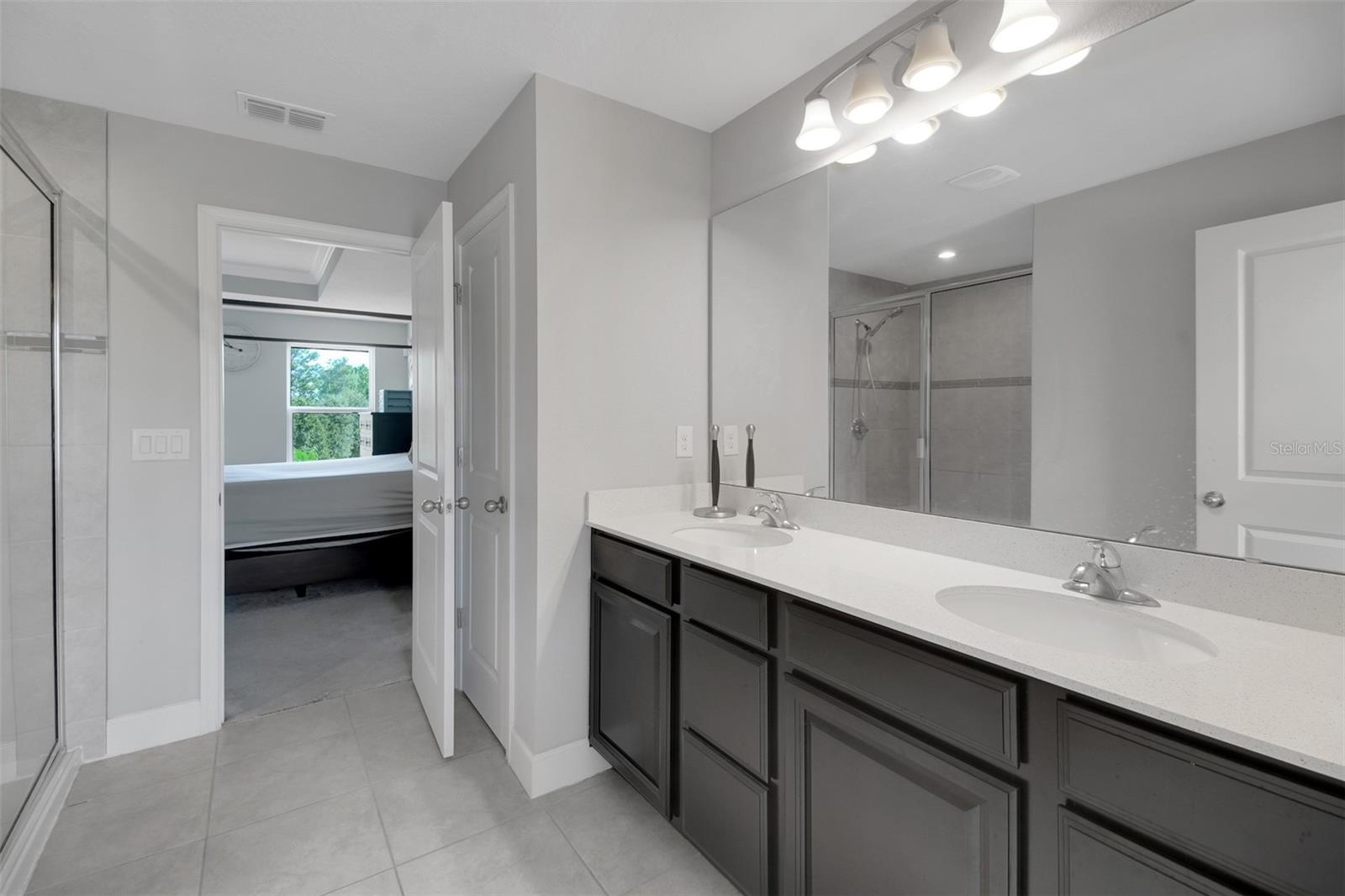 Image 35 of 38 For 1530 Scrub Jay Court