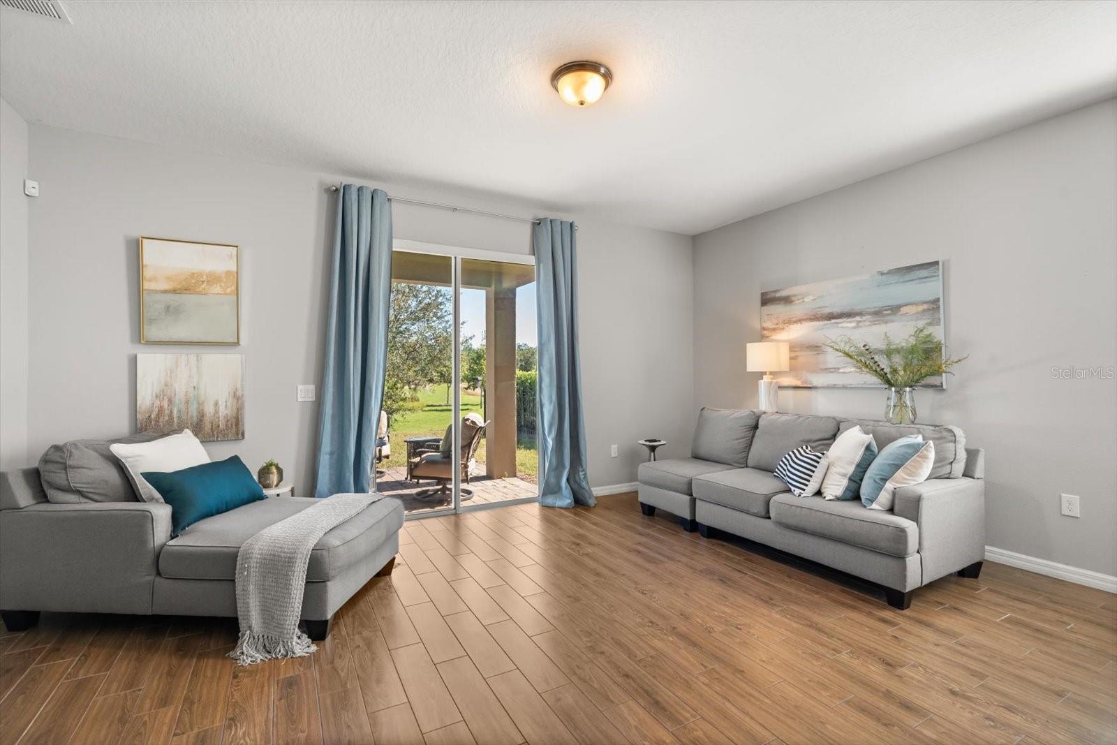 Image 10 of 34 For 3447 Feathergrass Court