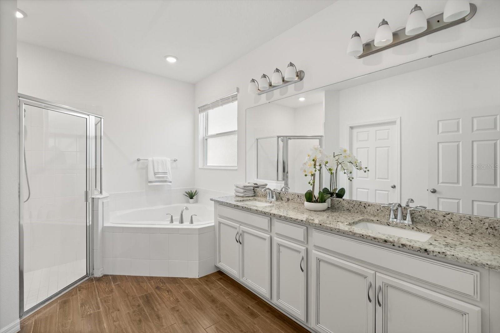 Image 16 of 34 For 3447 Feathergrass Court