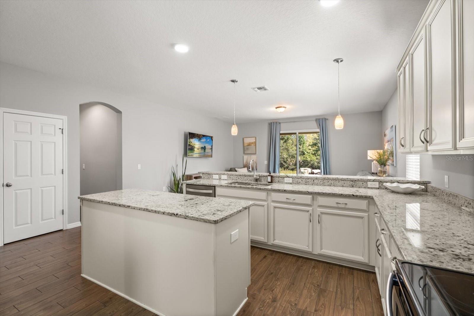 Image 7 of 34 For 3447 Feathergrass Court