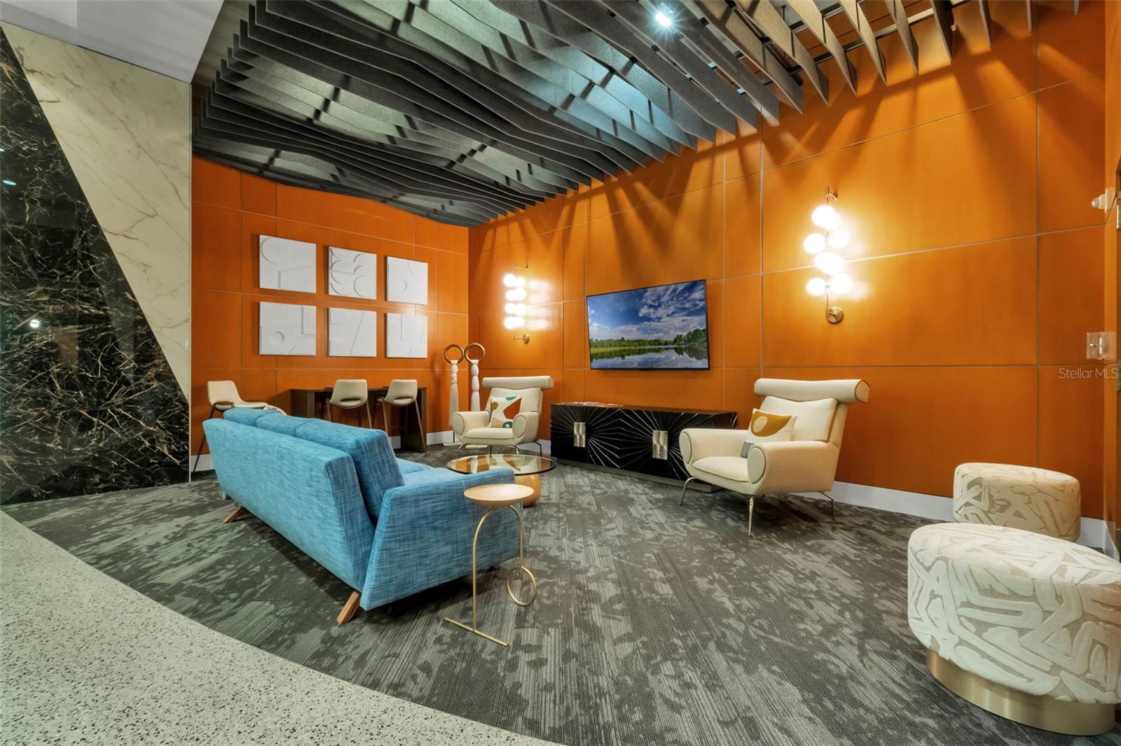 Image 61 of 79 For 155 Court Avenue P-2901