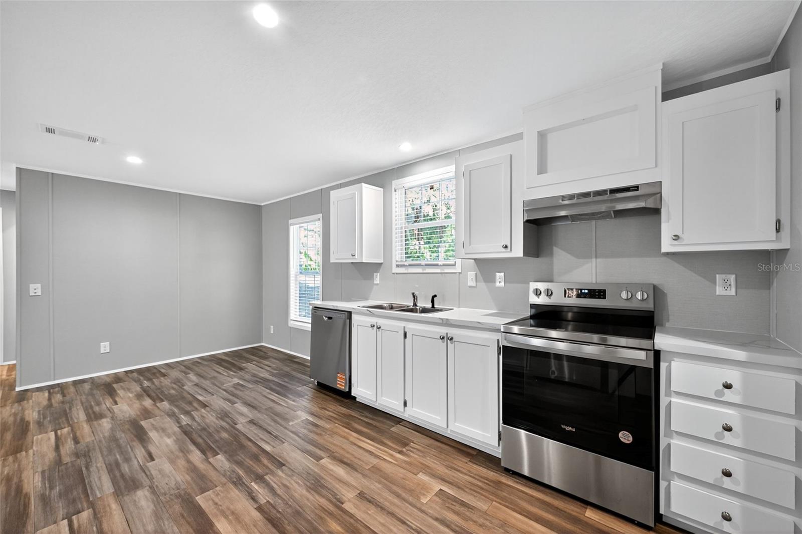 Image 2 of 32 For 134 Weerts Road