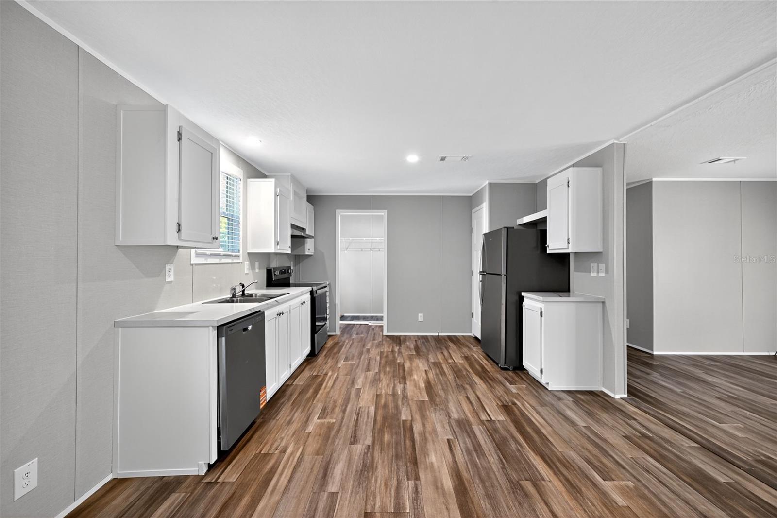 Image 5 of 32 For 134 Weerts Road