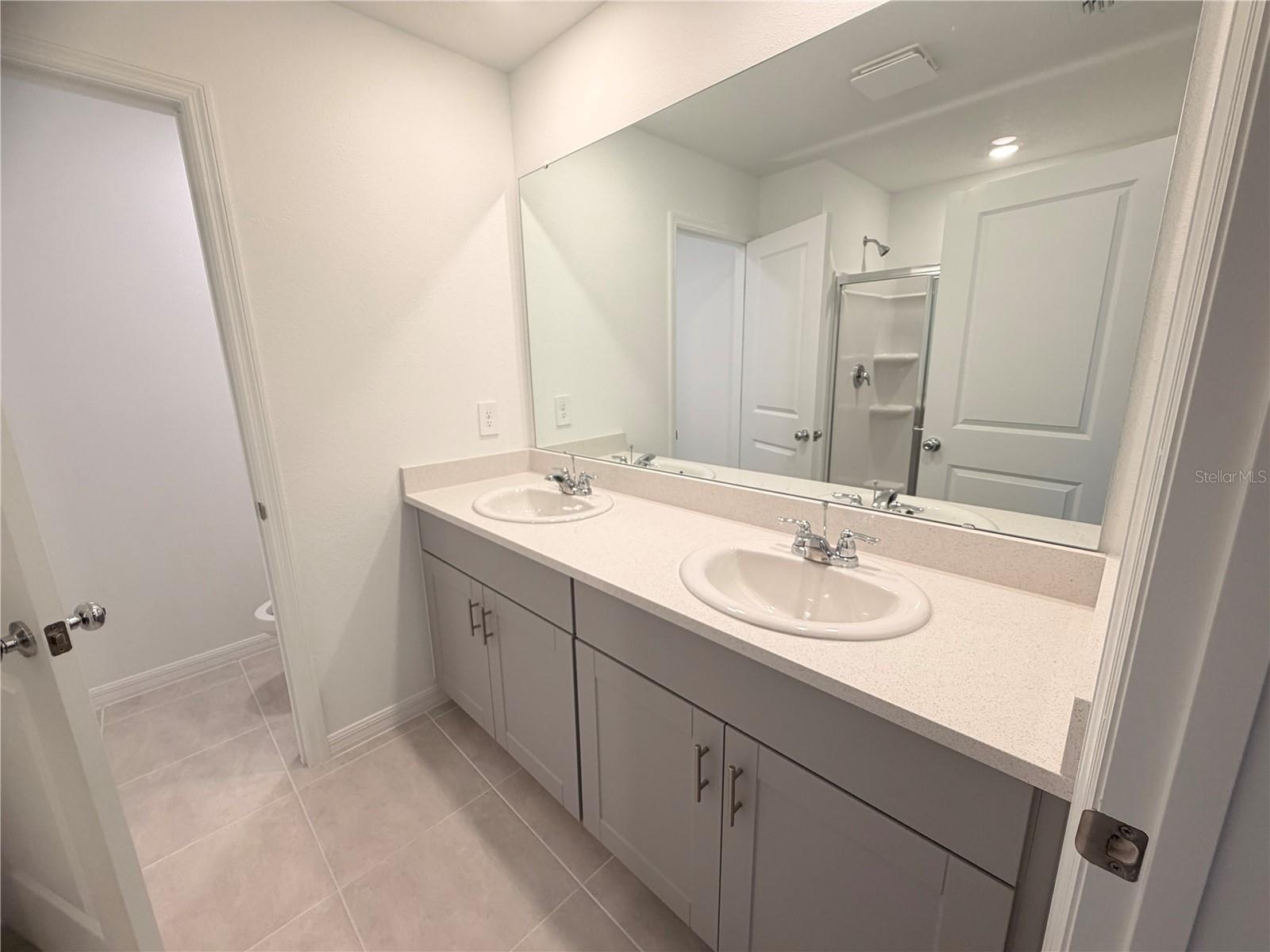 Image 23 of 29 For 4718 Yellow Elder Way