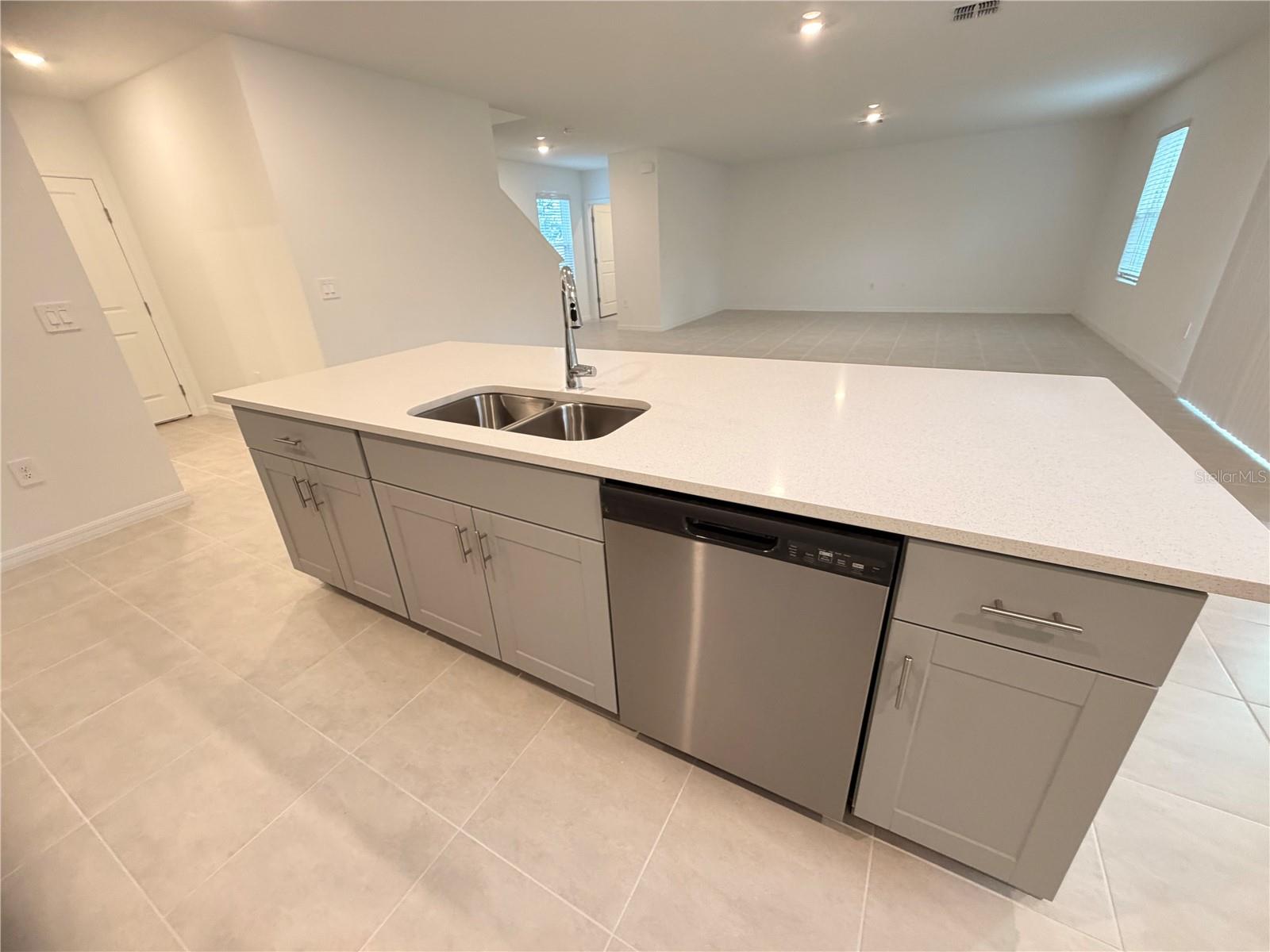 Image 6 of 29 For 4718 Yellow Elder Way