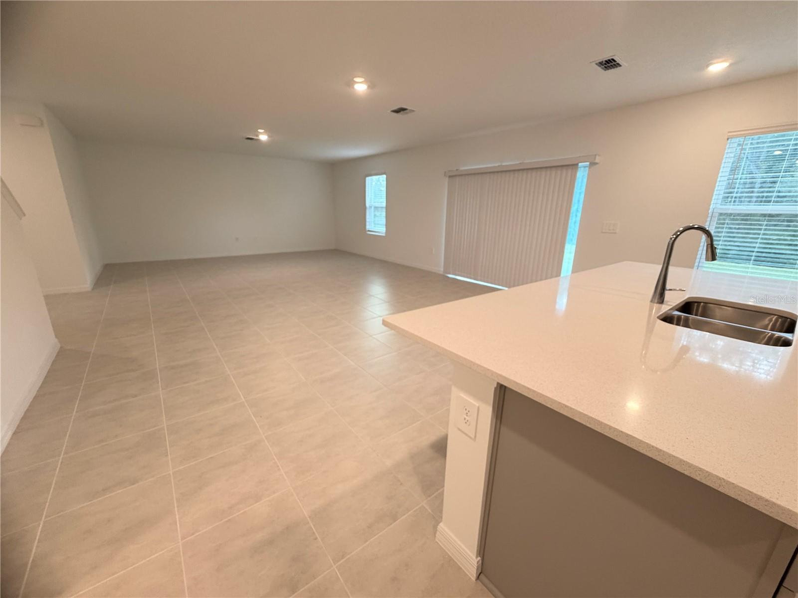 Image 7 of 29 For 4718 Yellow Elder Way