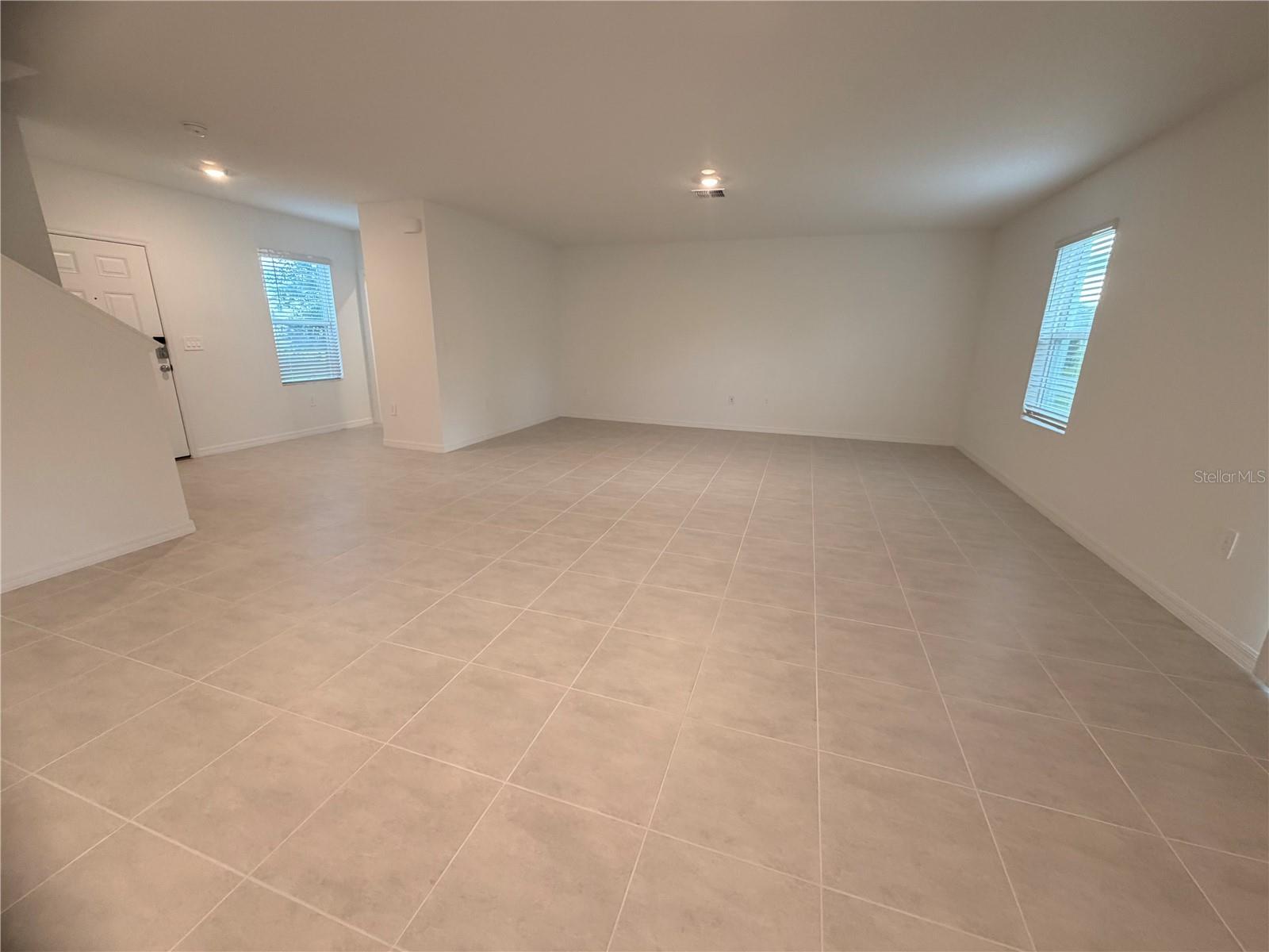 Image 9 of 29 For 4718 Yellow Elder Way