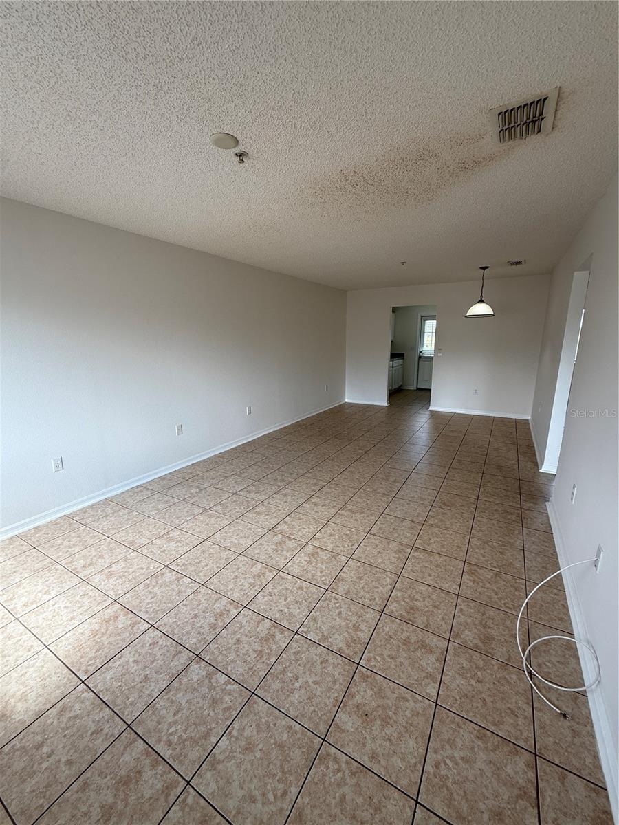 Image 7 of 23 For 2744 Botts Landing Road 204