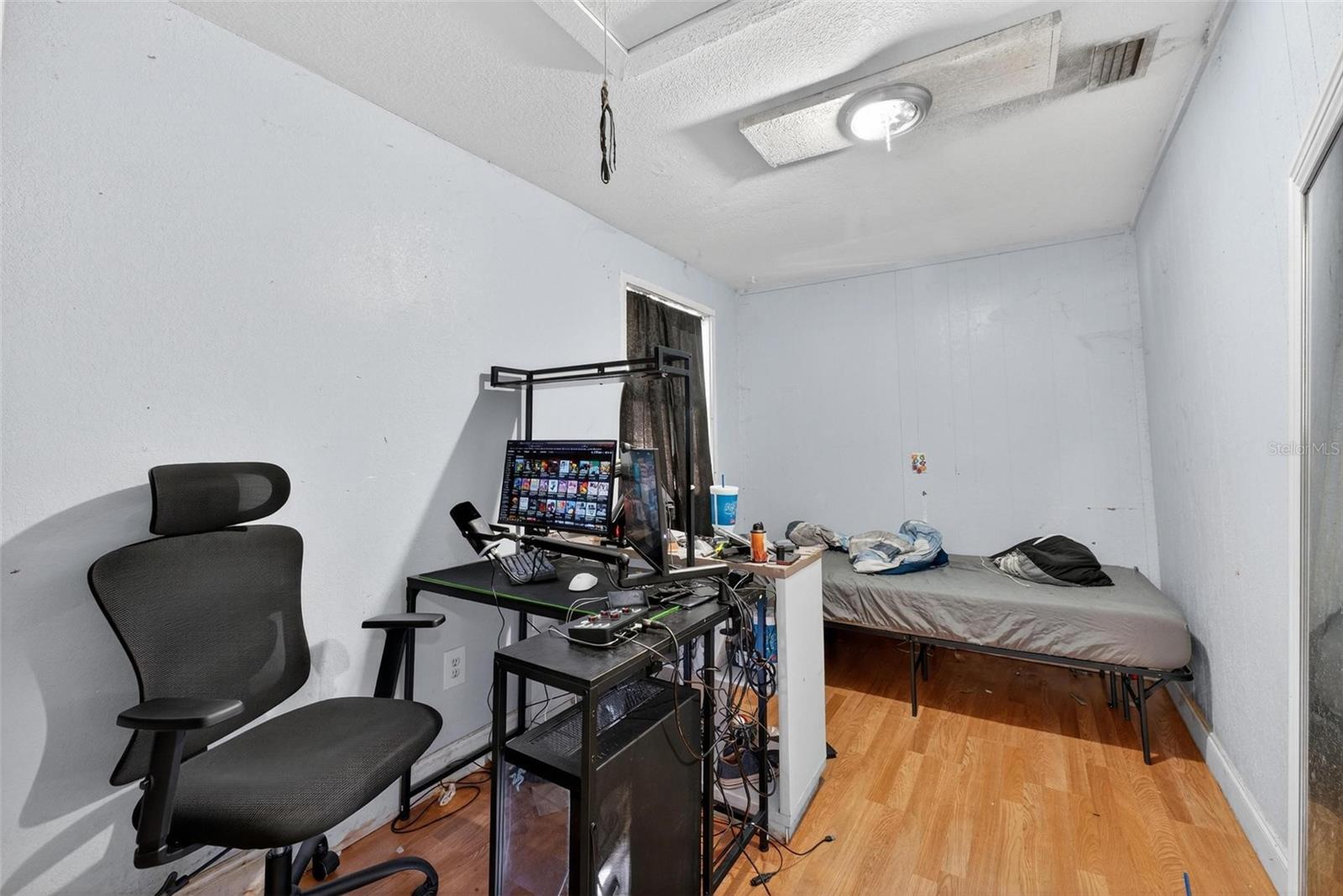 Image 11 of 30 For 2206 Shirah Road