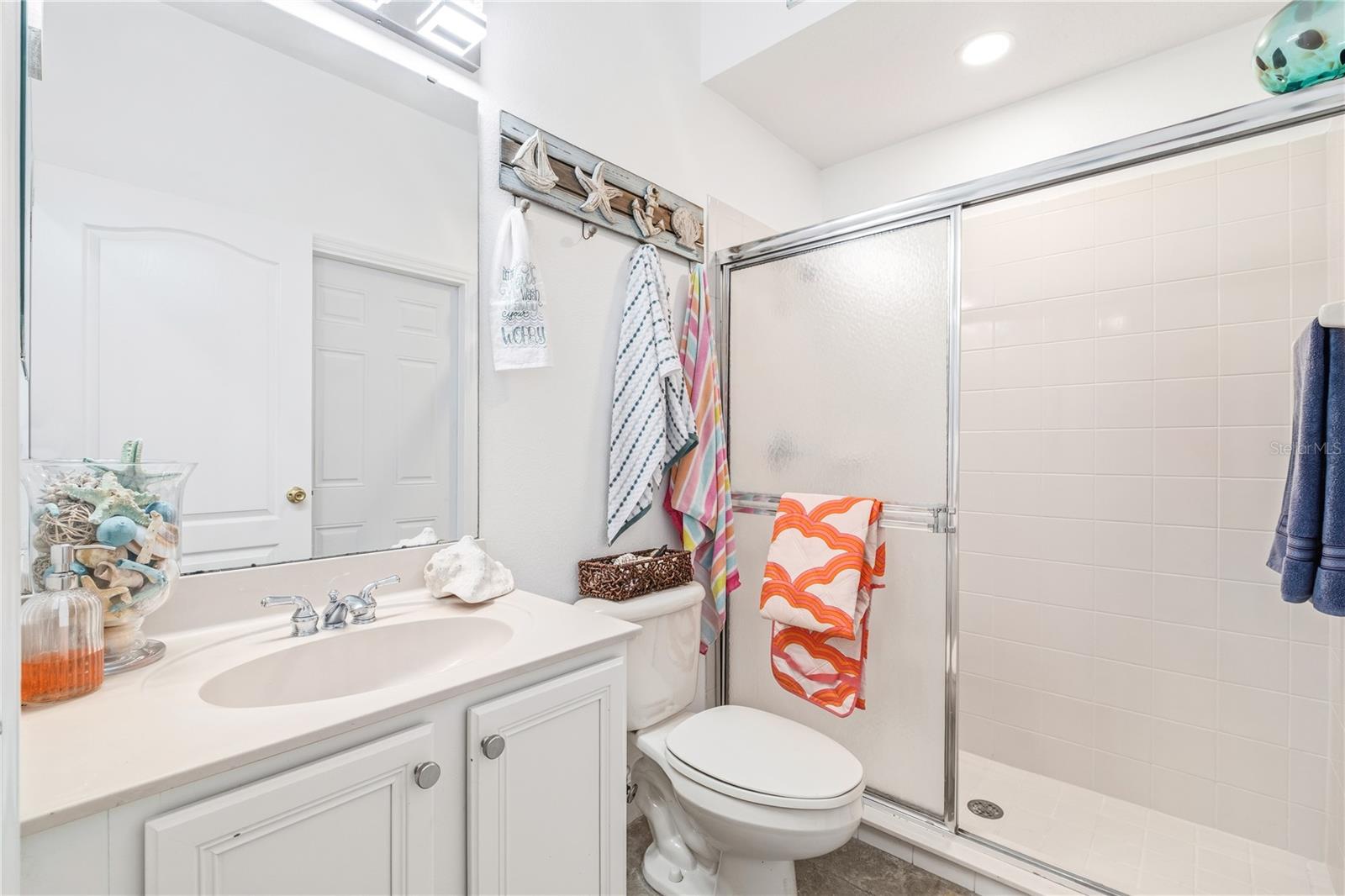 Listing photo id 27 for 2425 Greenwillow Drive