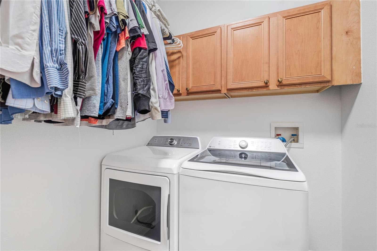 Listing photo id 28 for 2425 Greenwillow Drive