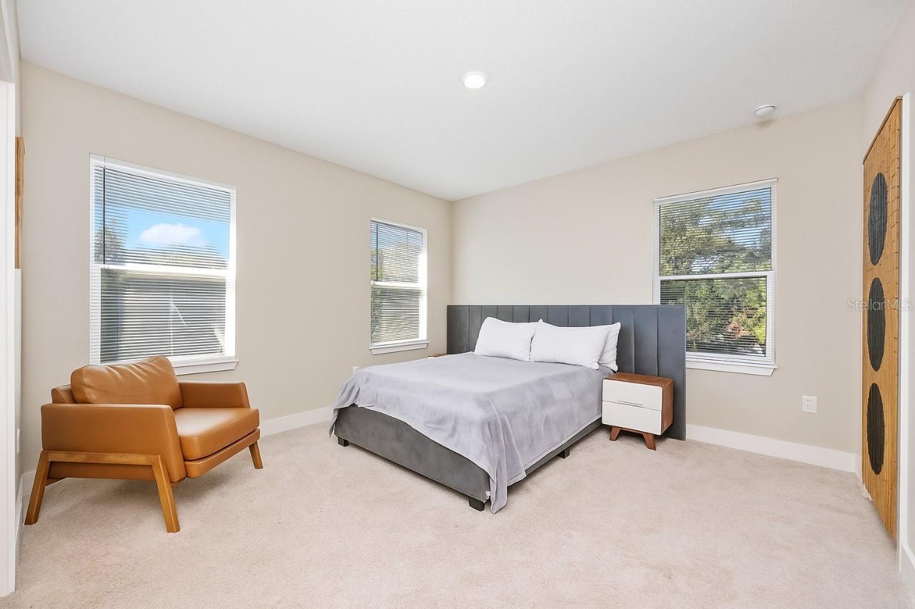 Image 9 of 20 For 1431 39th Street