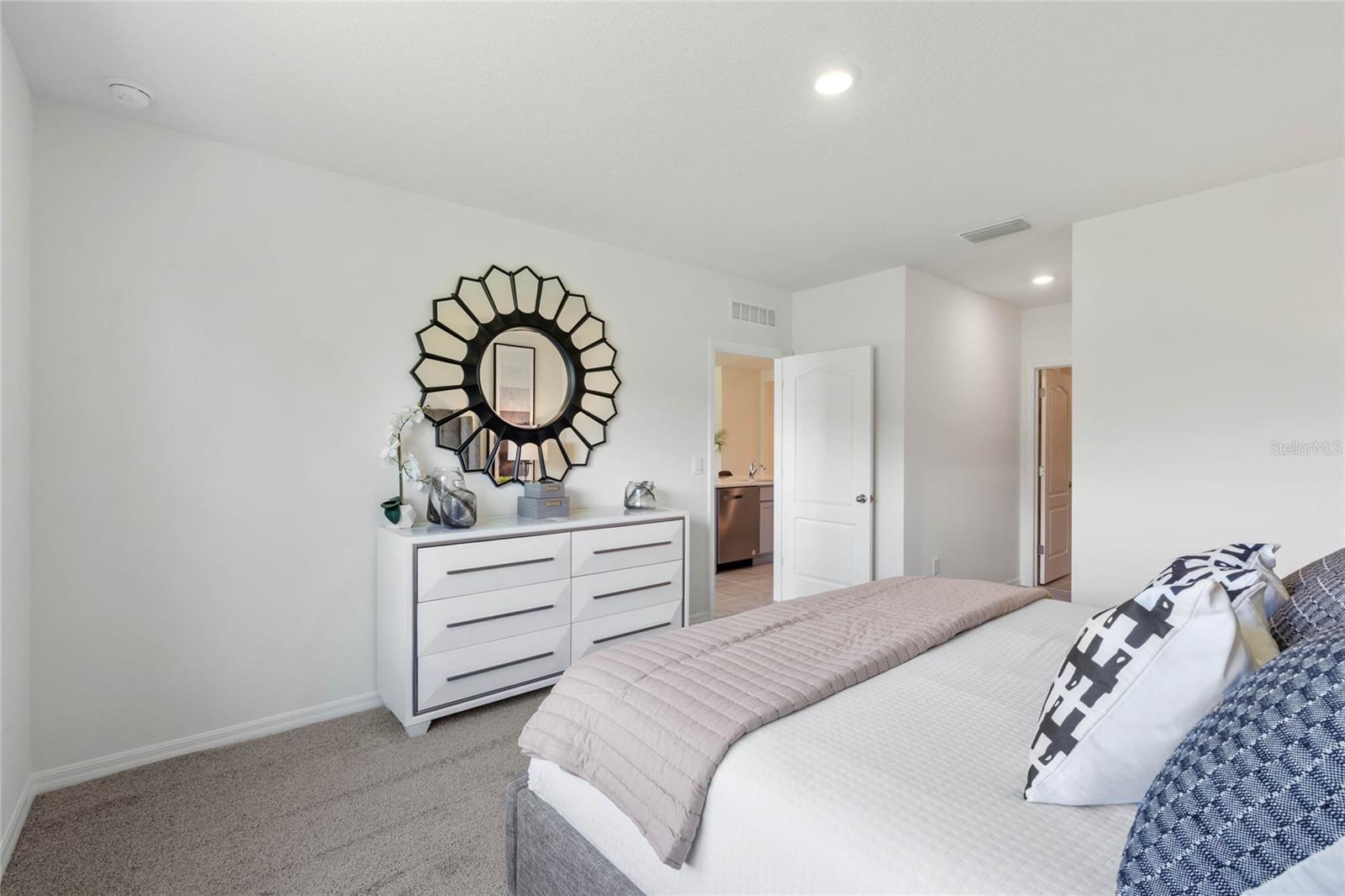 Image 24 of 37 For 1229 Alstonia Lane