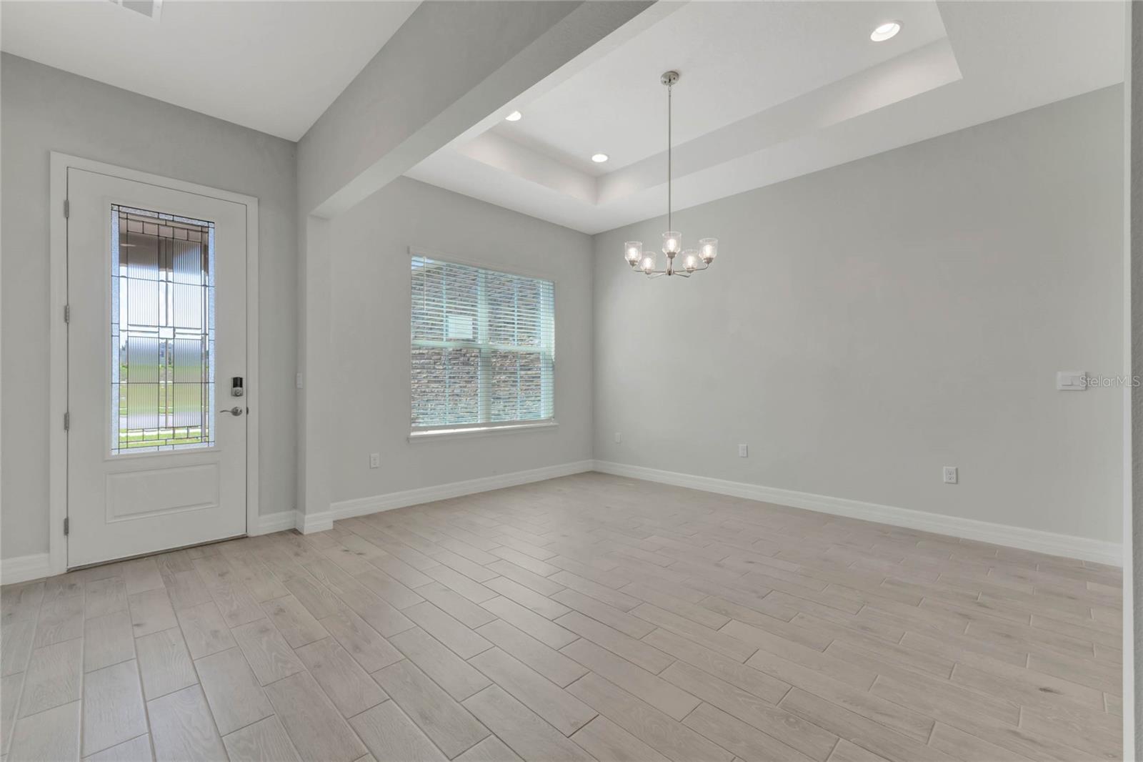 Image 4 of 35 For 3675 Malawi