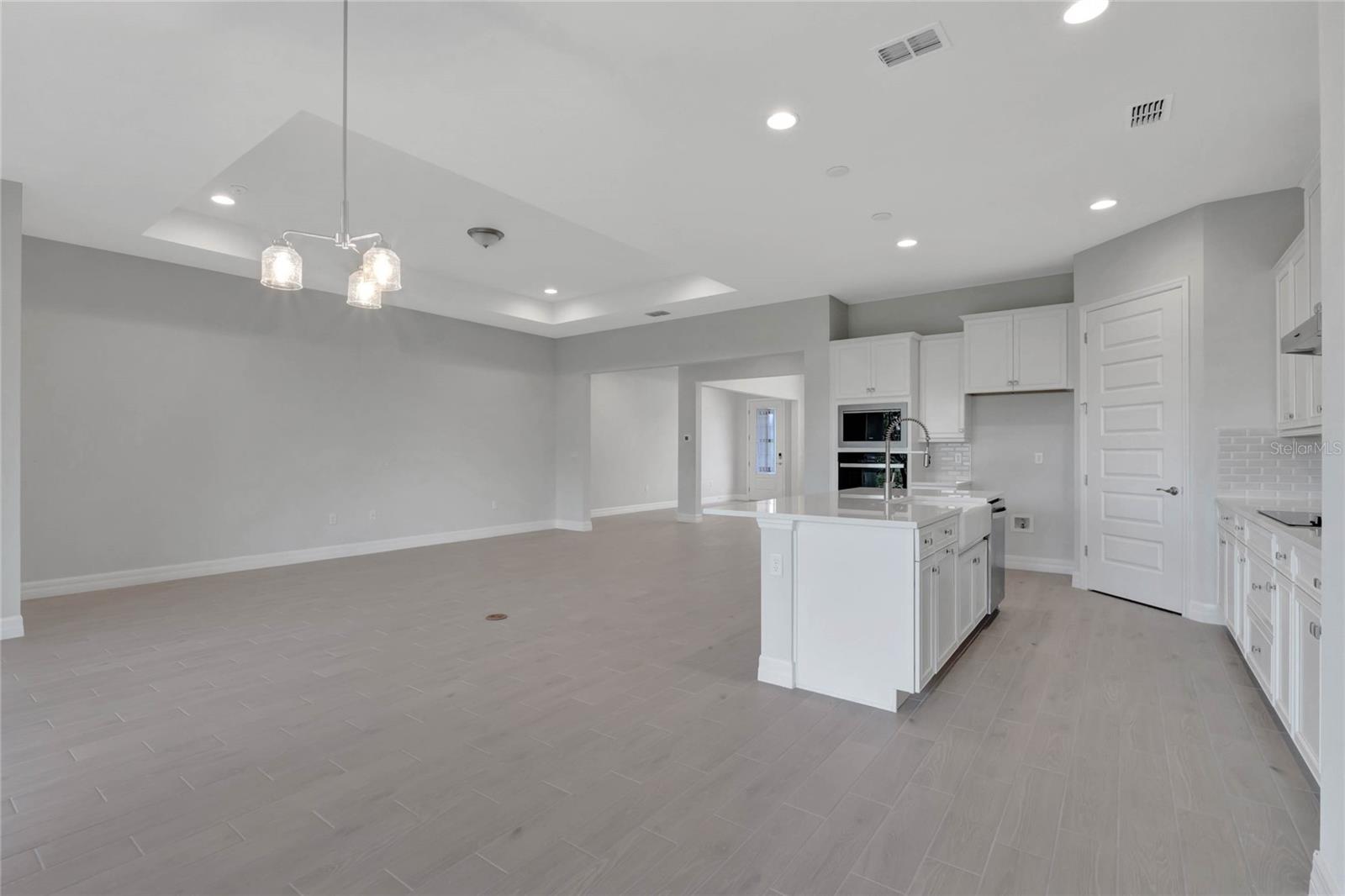 Image 9 of 35 For 3675 Malawi