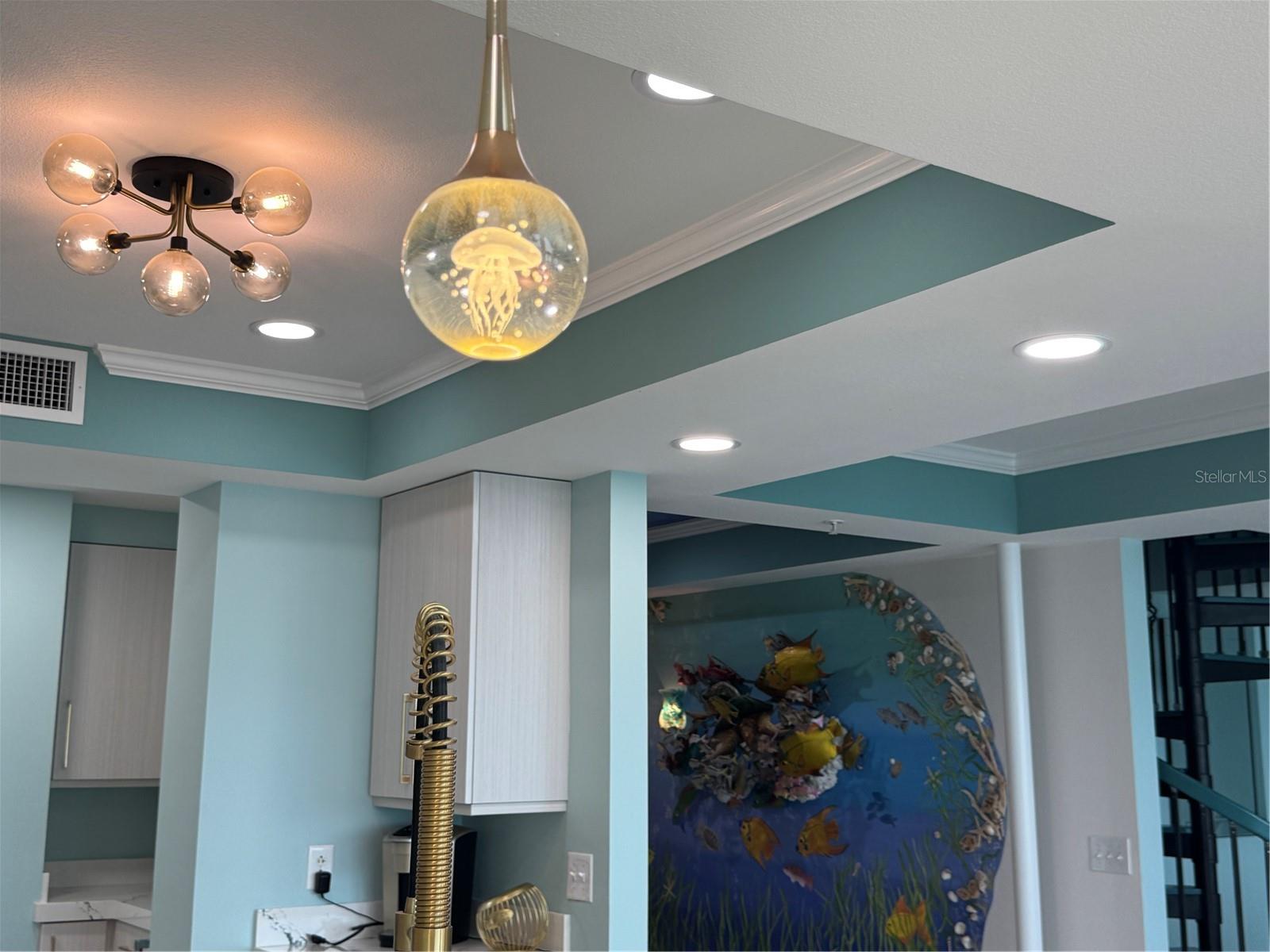 Image 16 of 41 For 200 Ocean Crest Drive 1112