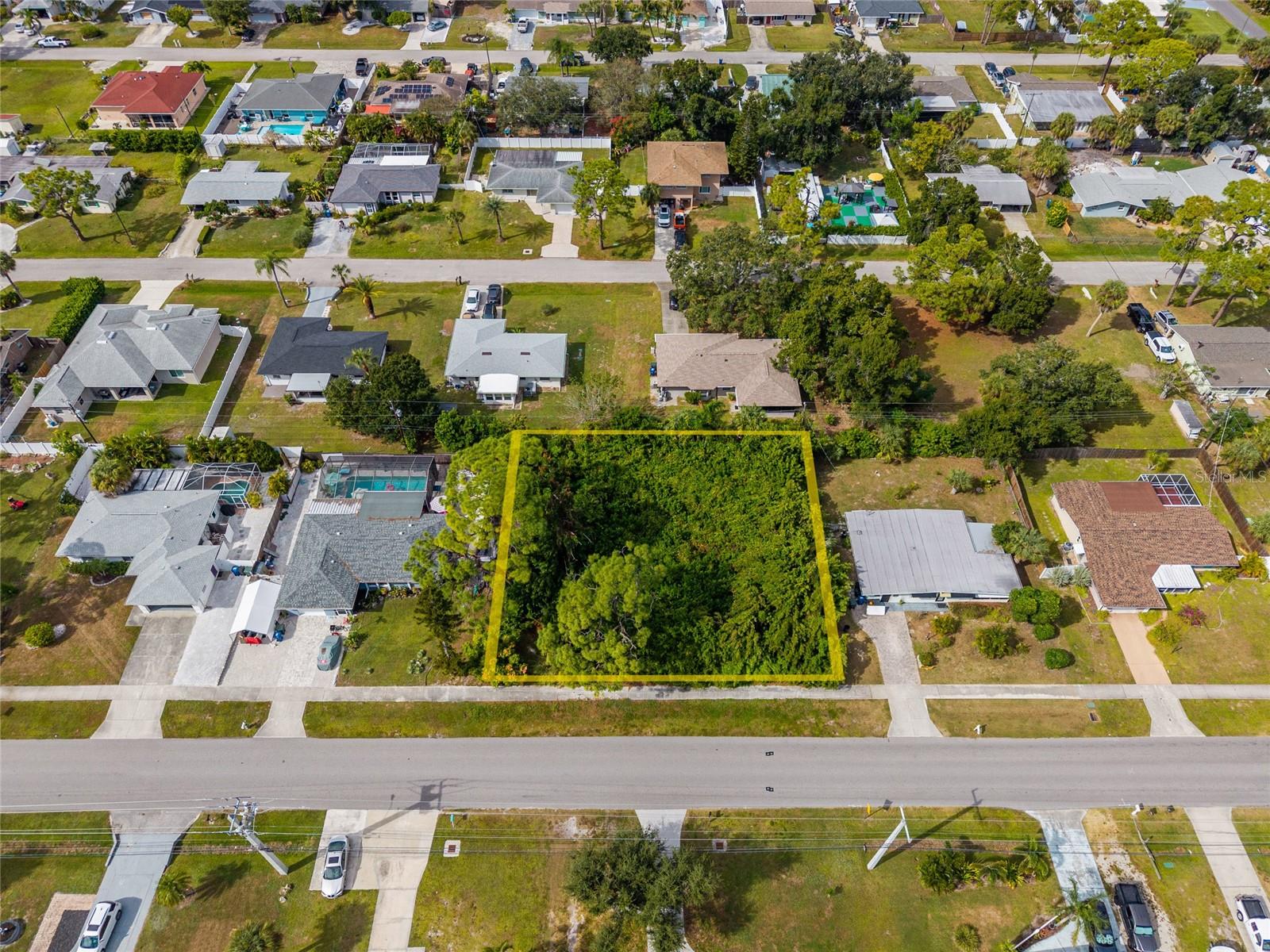 Details for 31 Seminole Drive, VENICE, FL 34293