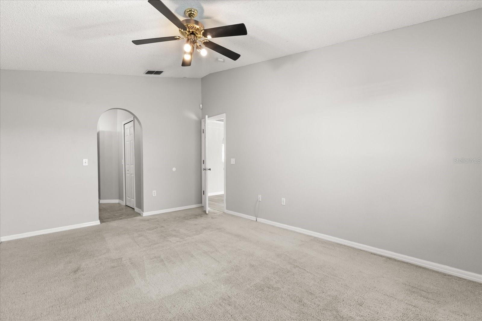 Image 10 of 27 For 6404 Pomeroy Circle