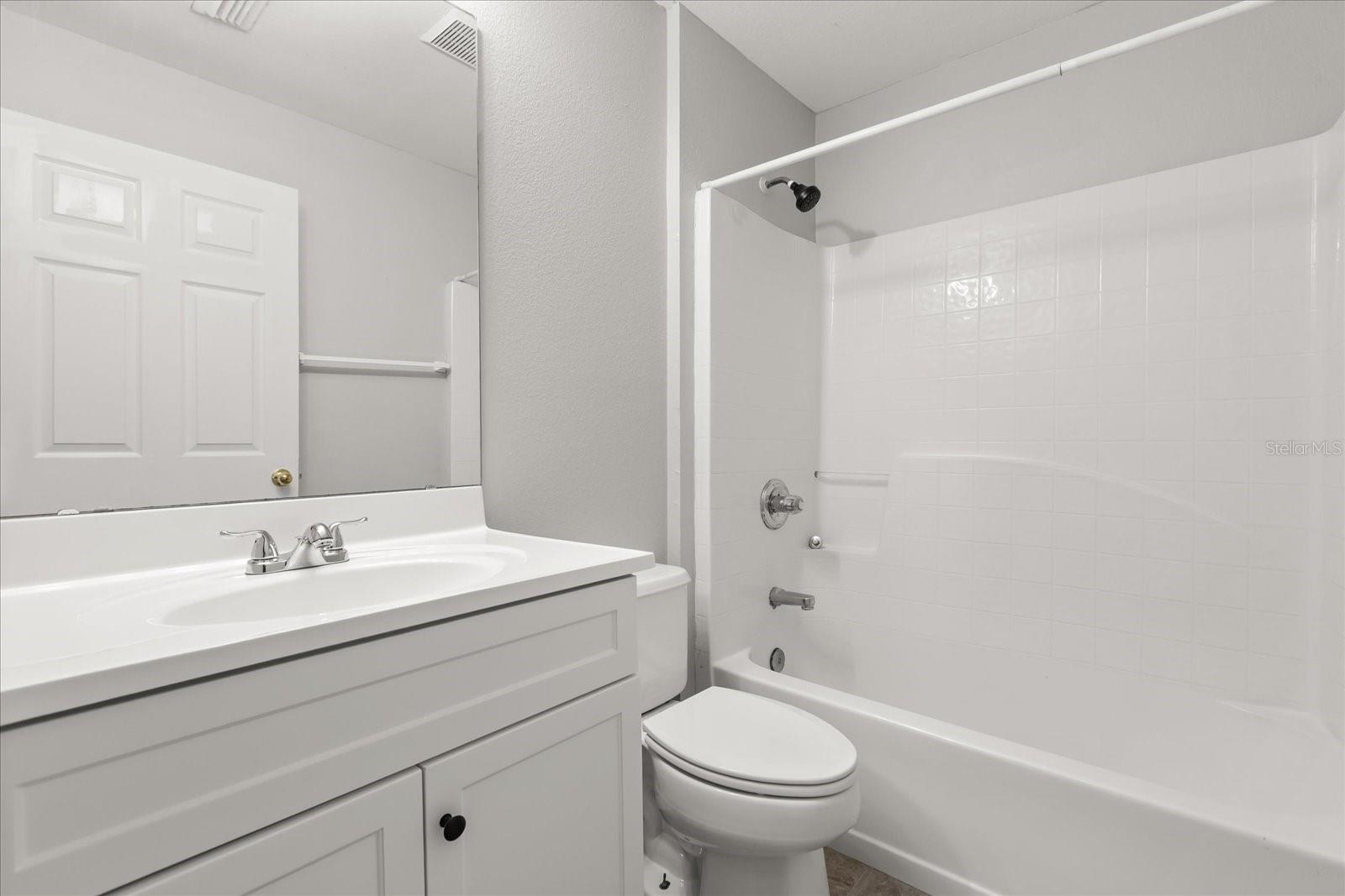 Image 15 of 27 For 6404 Pomeroy Circle