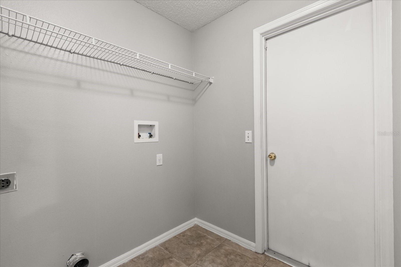 Image 18 of 27 For 6404 Pomeroy Circle