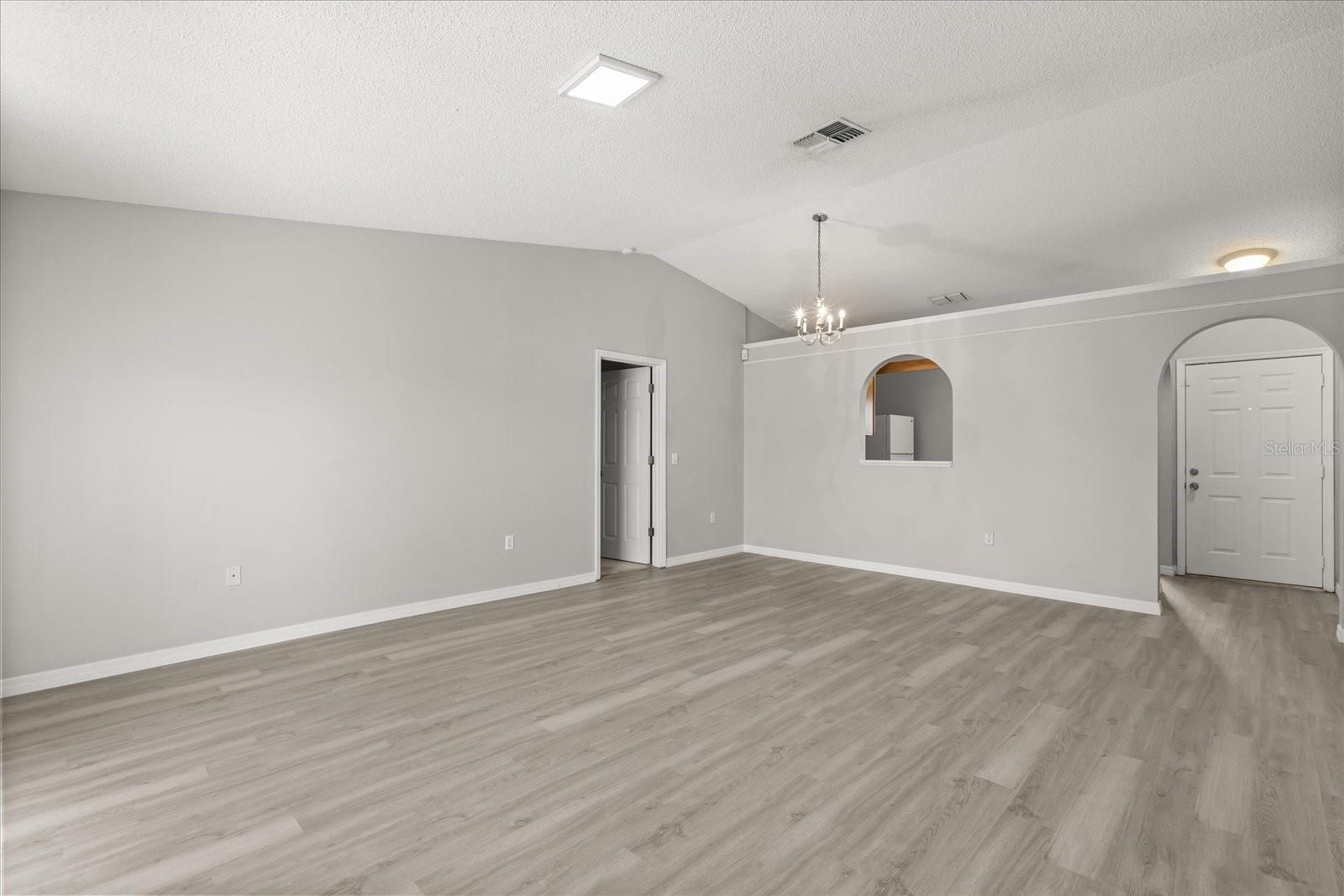 Image 6 of 27 For 6404 Pomeroy Circle