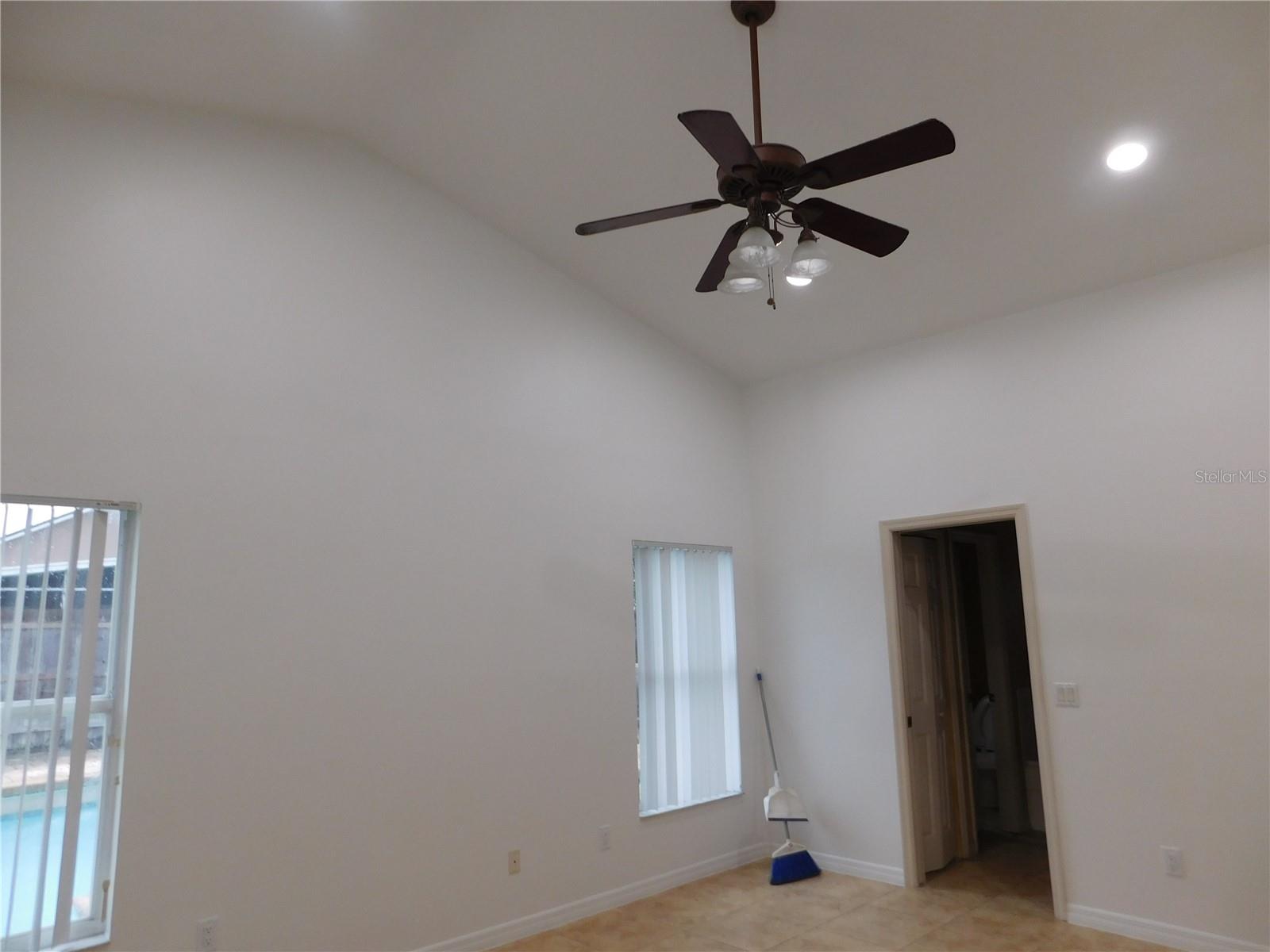 Image 11 of 24 For 314 Freshwater Court