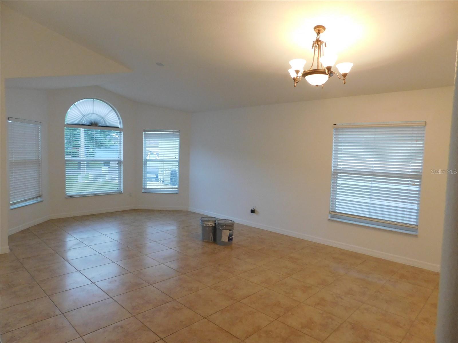 Image 4 of 24 For 314 Freshwater Court