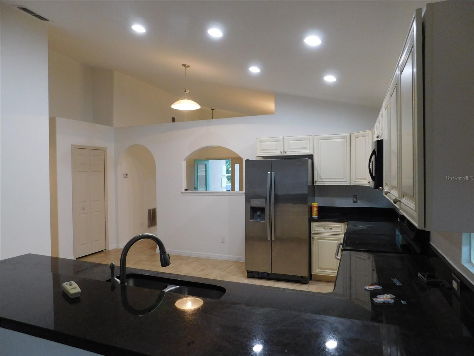 Image 7 of 24 For 314 Freshwater Court