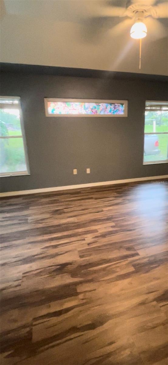 Image 16 of 35 For 22631 Robbins Road