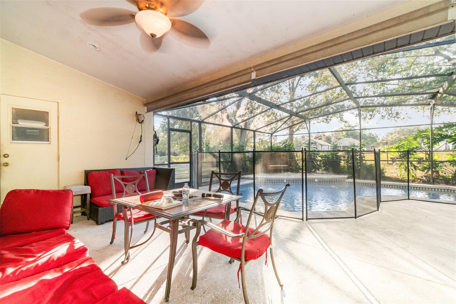 Image 19 of 35 For 22631 Robbins Road