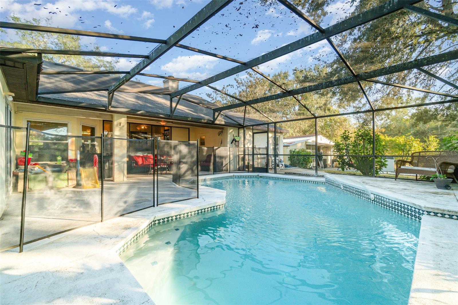 Image 20 of 35 For 22631 Robbins Road