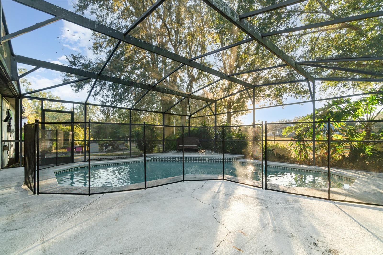 Image 22 of 35 For 22631 Robbins Road