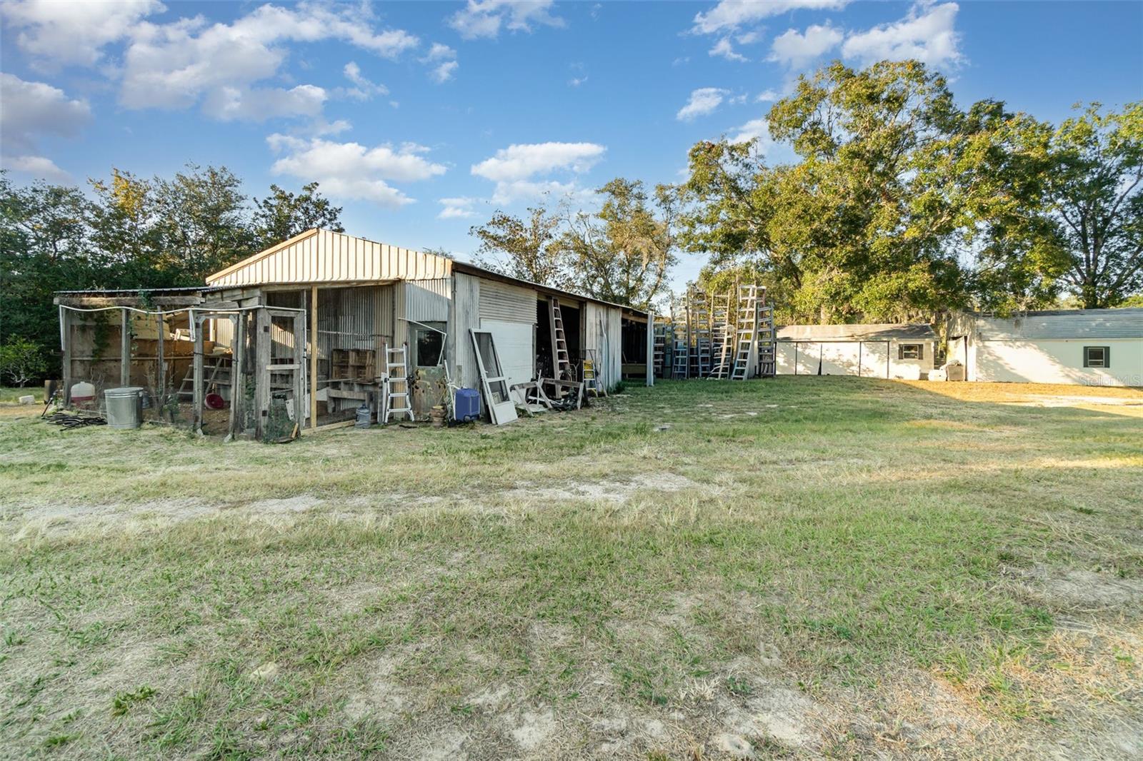 Image 27 of 35 For 22631 Robbins Road