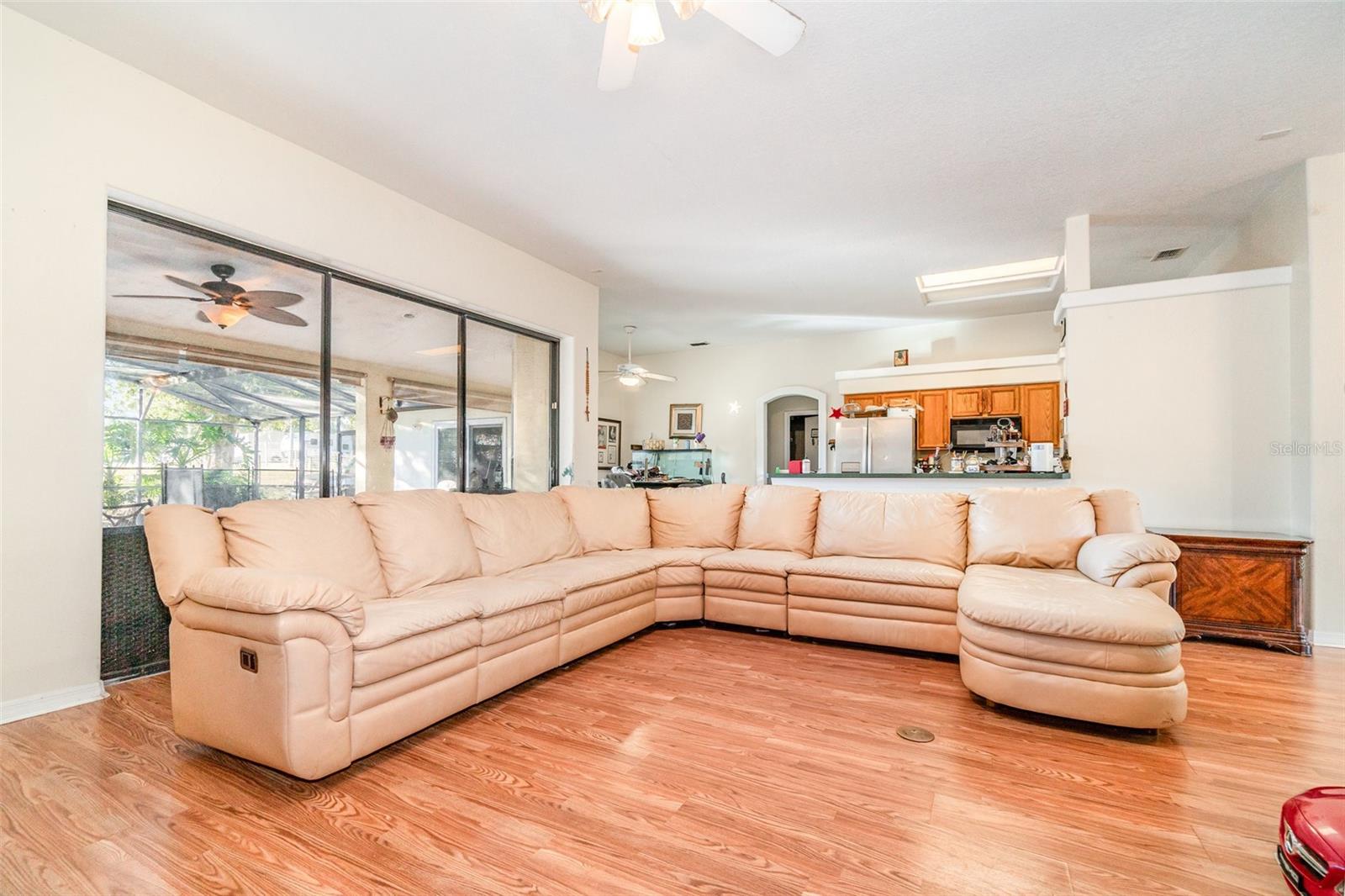 Image 8 of 35 For 22631 Robbins Road