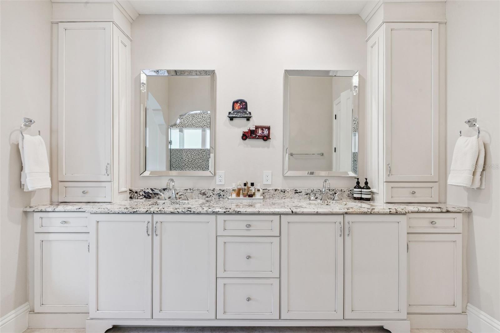 Image 19 of 39 For 5067 Sawyer Cove Way