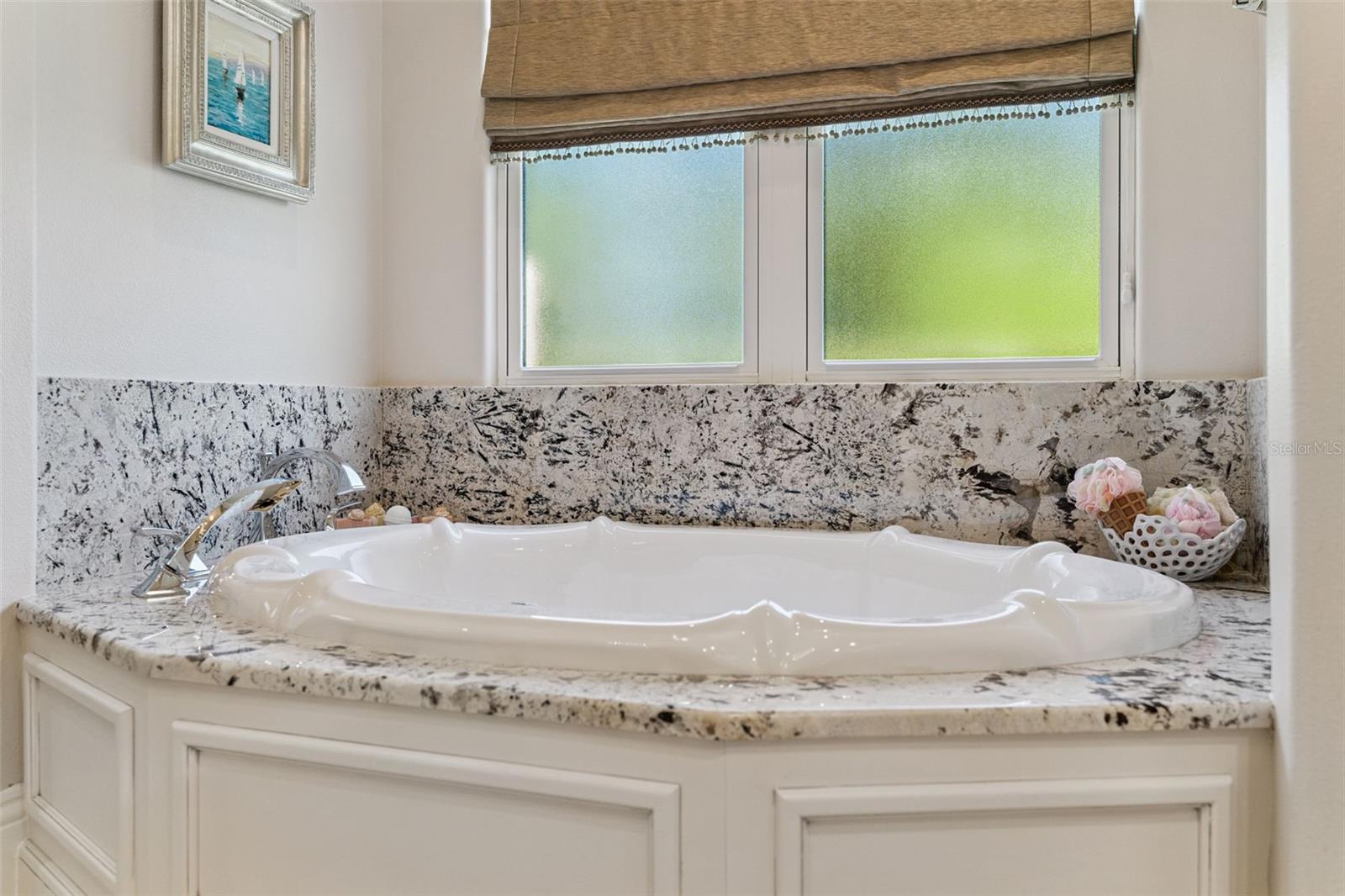 Image 21 of 39 For 5067 Sawyer Cove Way