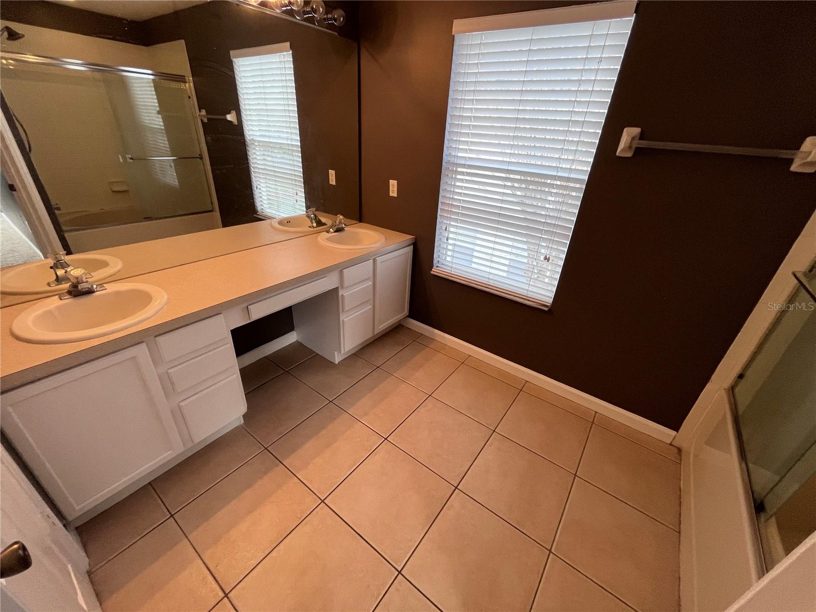 Image 10 of 19 For 6210 Twain Street 101