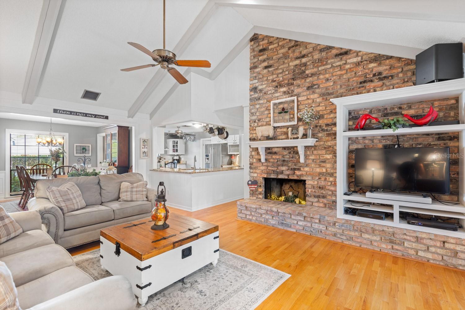 Image 26 of 48 For 728 Riverbend Boulevard