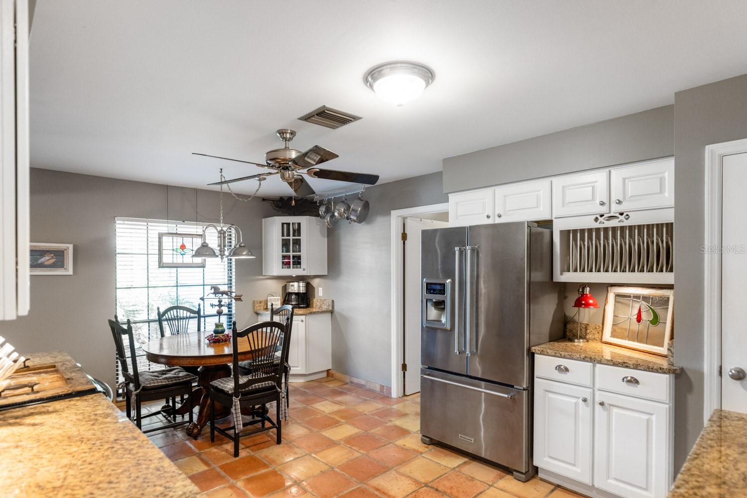 Image 7 of 48 For 728 Riverbend Boulevard