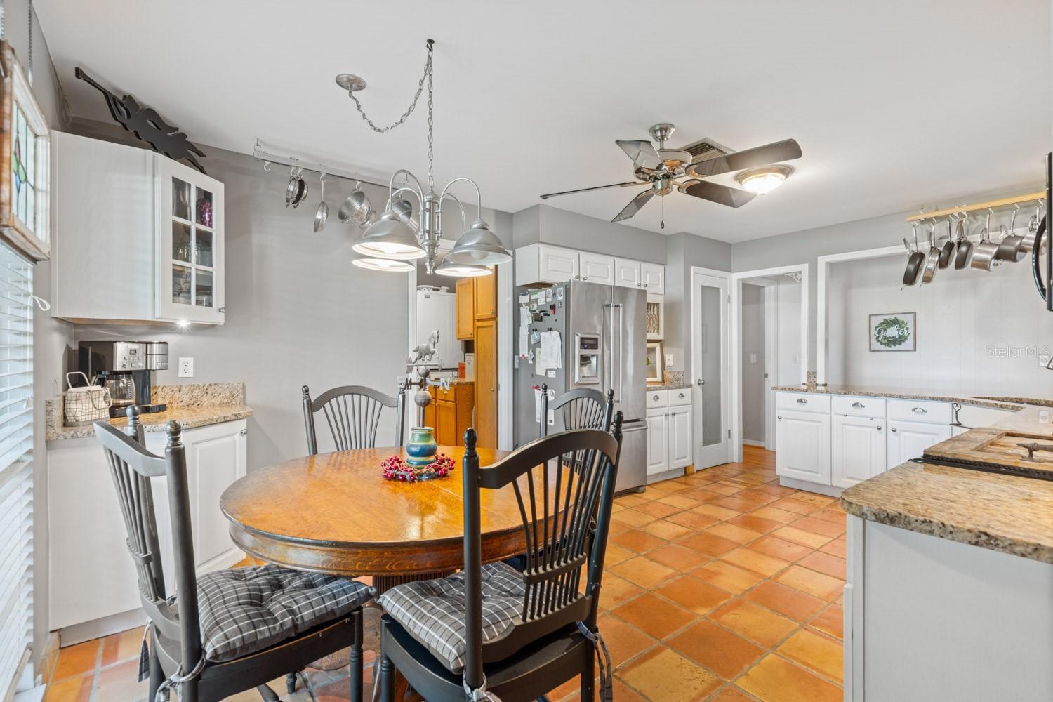 Image 8 of 48 For 728 Riverbend Boulevard