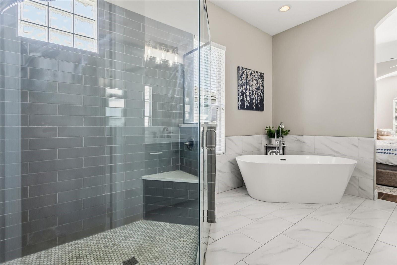 Listing photo id 17 for 6119 Hedgesparrows Ln