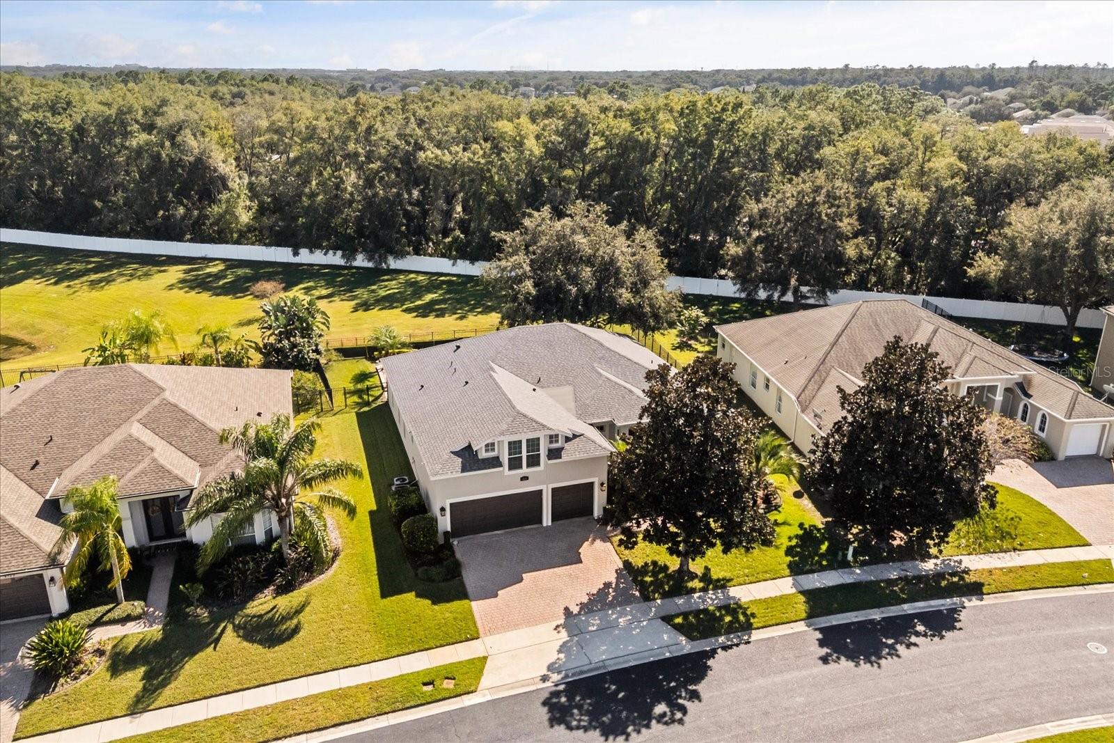 Listing photo id 37 for 6119 Hedgesparrows Ln