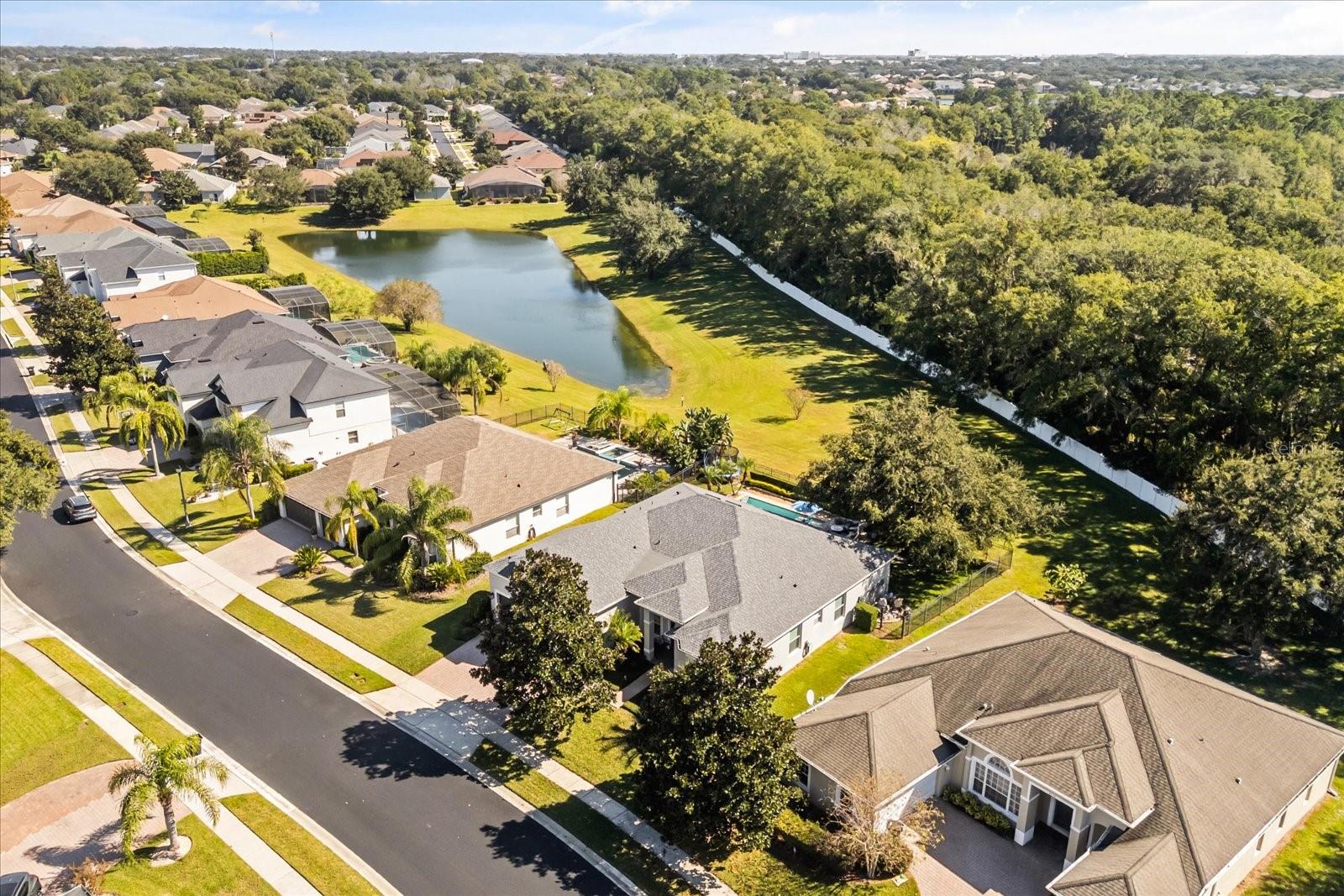 Listing photo id 38 for 6119 Hedgesparrows Ln