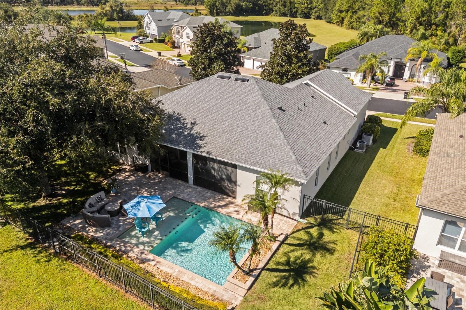 Listing photo id 39 for 6119 Hedgesparrows Ln